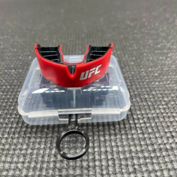 Капа OPRO Silver UFC детская (возраст до 10 лет) Red/Black Капа OPRO Silver UFC взрослая (11+) Червона Чорна фото